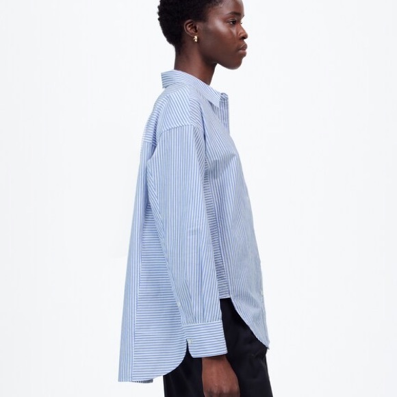 Madewell Tops - Madewell Poplin Side-Panel Shirt
Double Weave Blue and White Stripe
Size Large